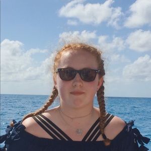 Meet your Posher, Maddie